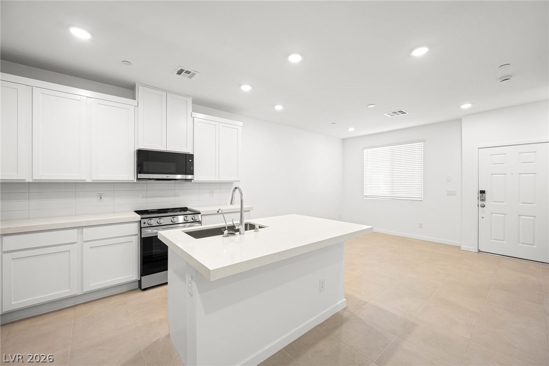 830 Atleigh Avenue Henderson NV 89011