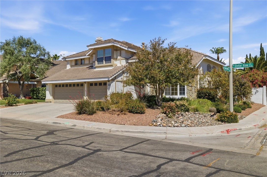 9728 Stellar View Avenue Las Vegas NV 89117