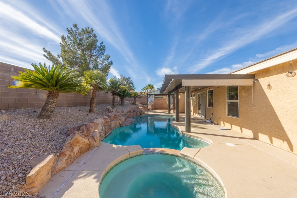 8217 Cabin Springs Avenue Las Vegas NV 89131