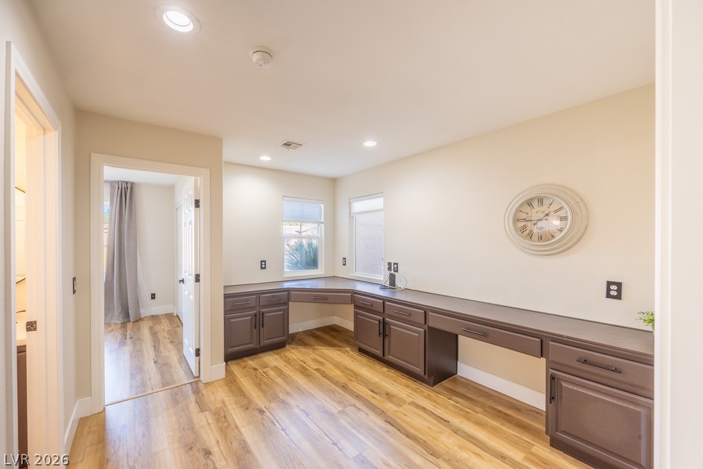 8217 Cabin Springs Avenue Las Vegas NV 89131
