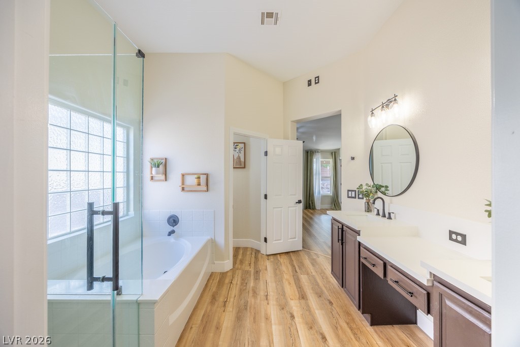 8217 Cabin Springs Avenue Las Vegas NV 89131