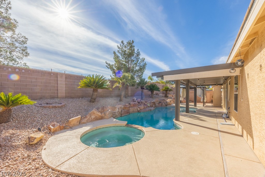 8217 Cabin Springs Avenue Las Vegas NV 89131