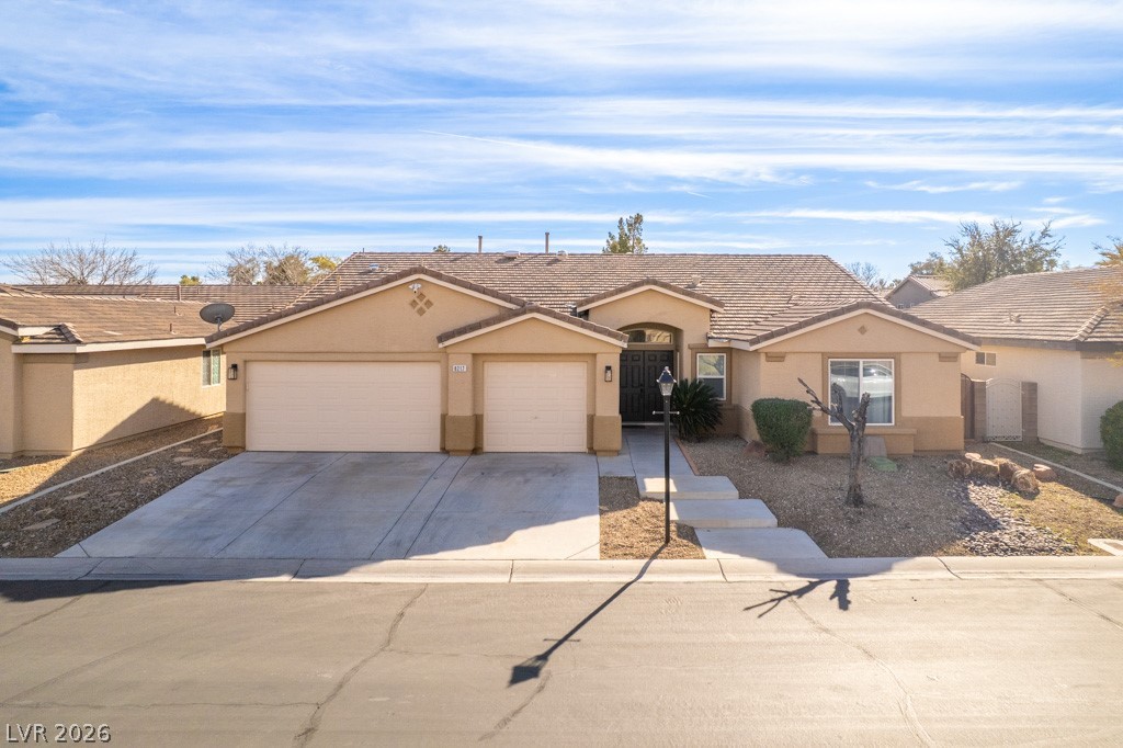 8217 Cabin Springs Avenue Las Vegas NV 89131