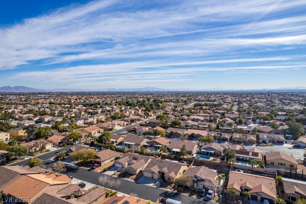8217 Cabin Springs Avenue Las Vegas NV 89131