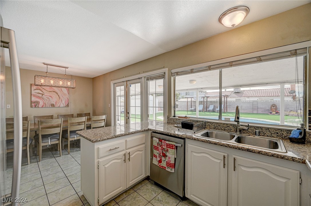 3933 Manford Circle Las Vegas NV 89104
