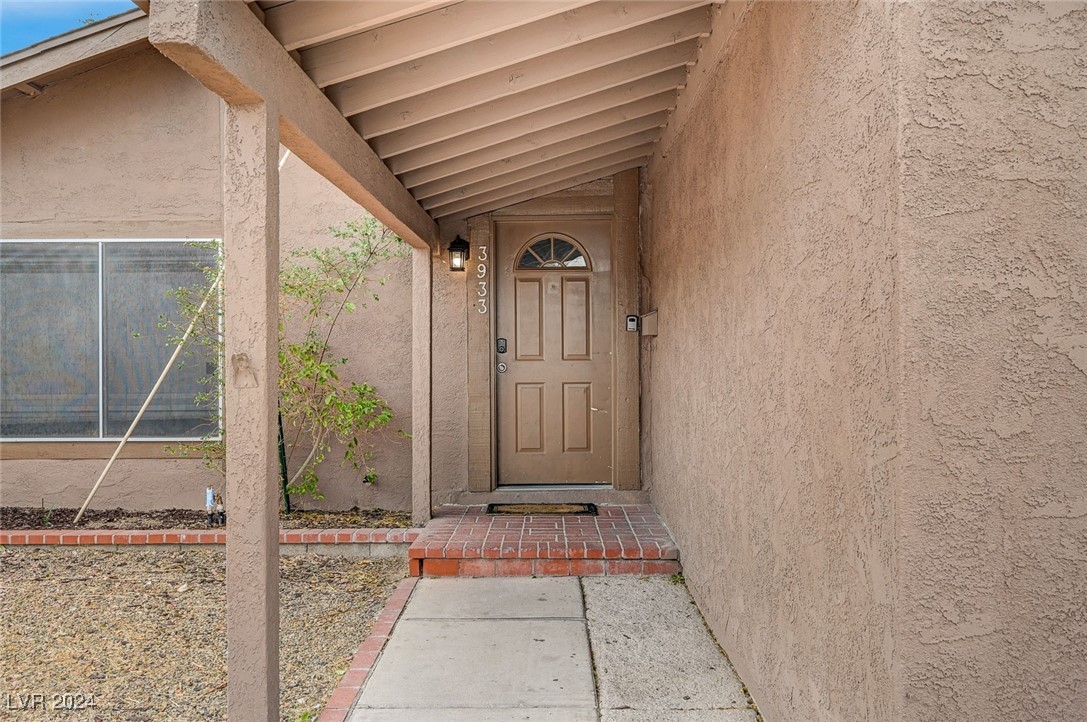 3933 Manford Circle Las Vegas NV 89104