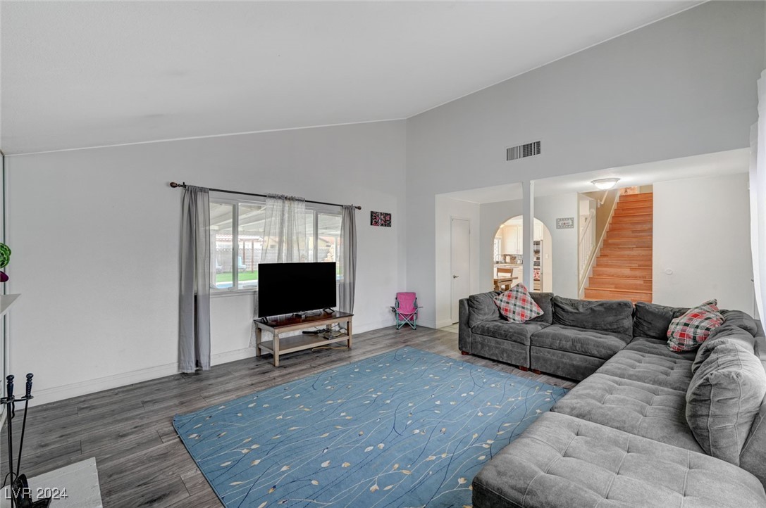 3933 Manford Circle Las Vegas NV 89104