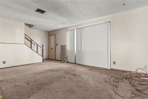 213 Greenbriar Townhouse Way Las Vegas NV 89121