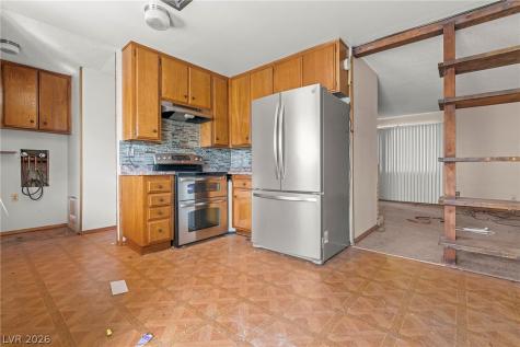 213 Greenbriar Townhouse Way Las Vegas NV 89121