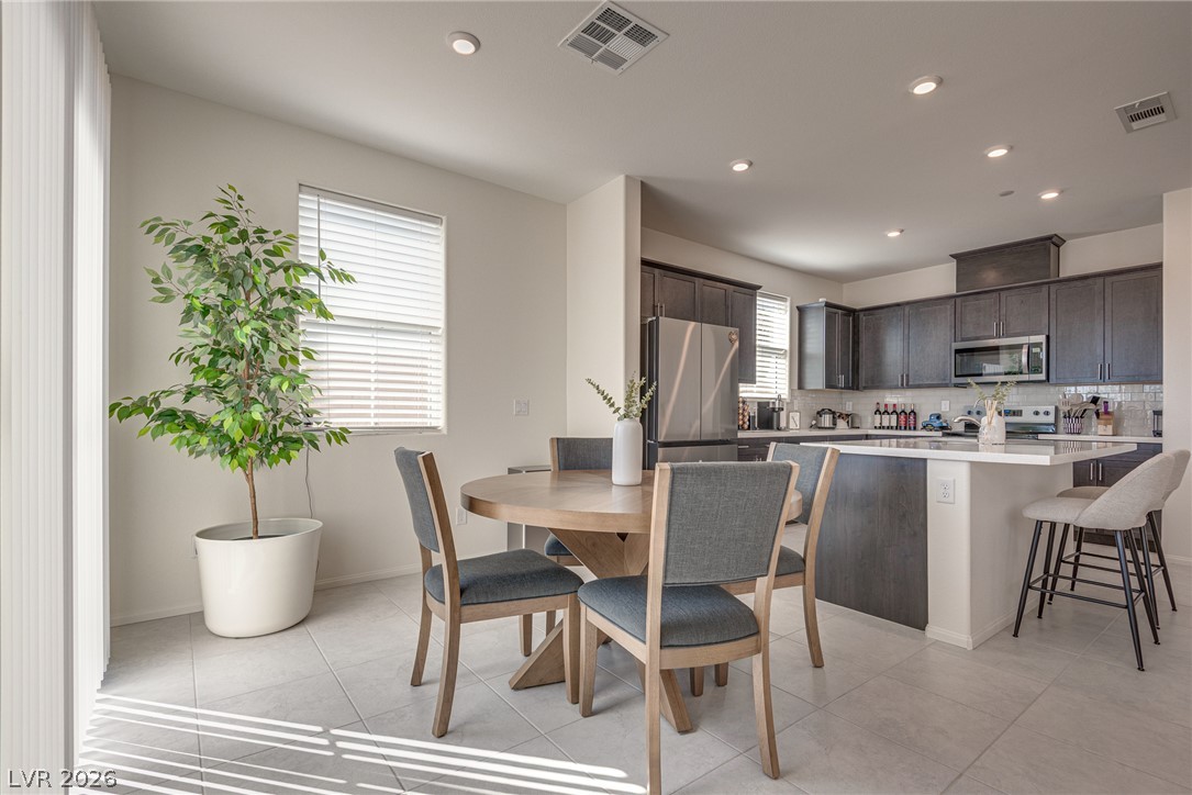 4715 Tindra Avenue Las Vegas NV 89121
