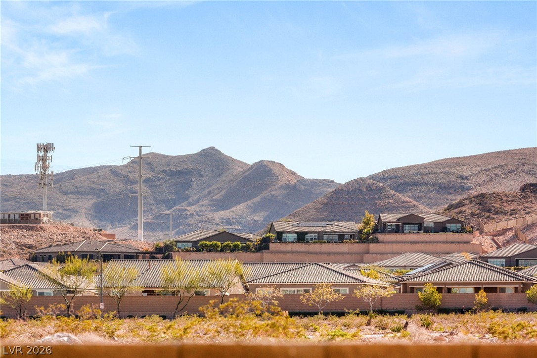 6247 Sugartree Avenue Las Vegas NV 89141