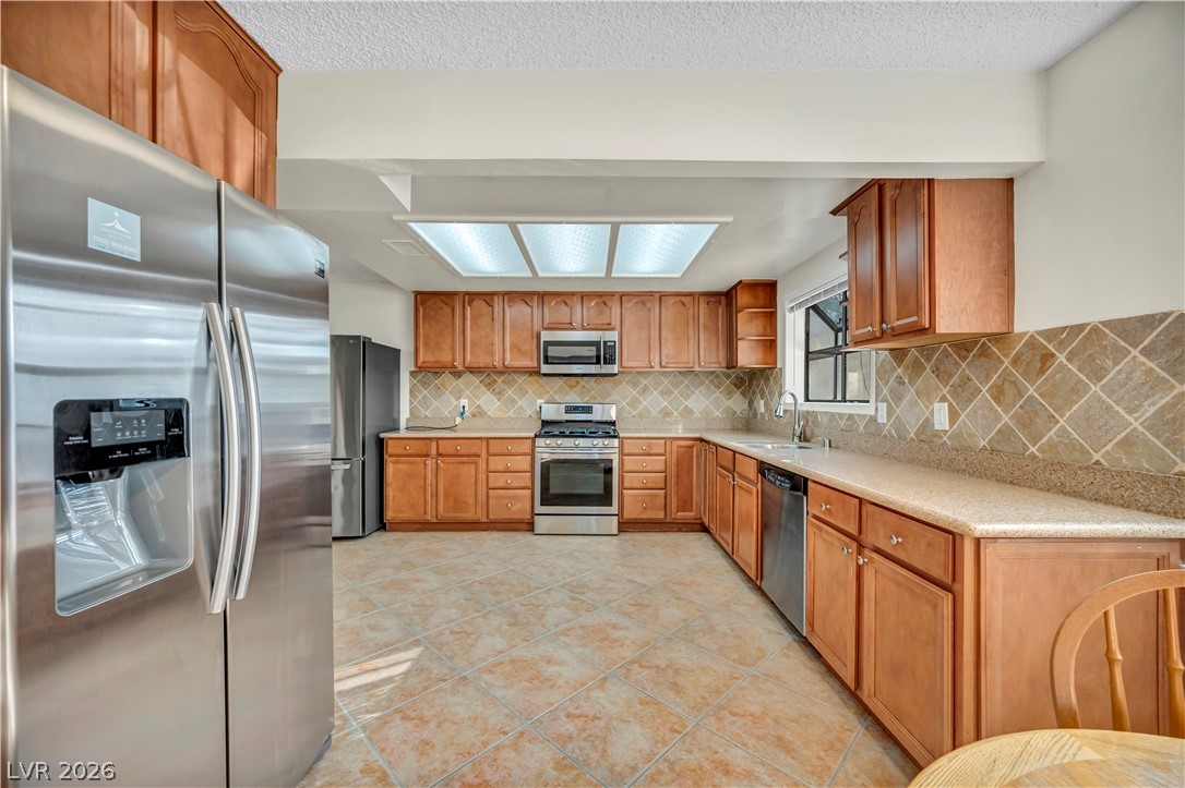 3923 Landsdown Place Las Vegas NV 89121