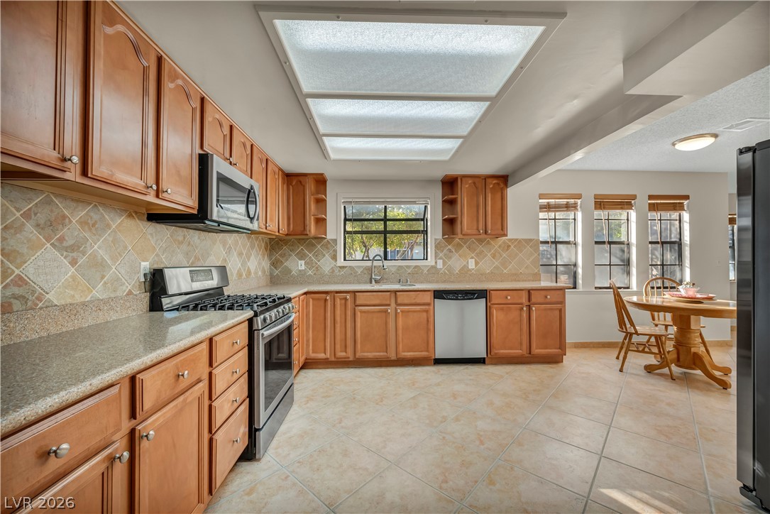 3923 Landsdown Place Las Vegas NV 89121