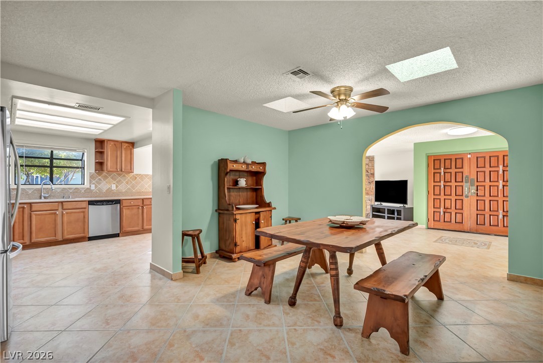 3923 Landsdown Place Las Vegas NV 89121