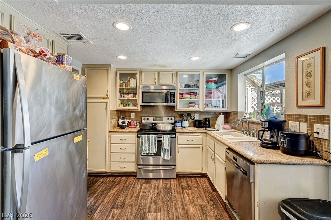 6729 Brunswick Circle Las Vegas NV 89107