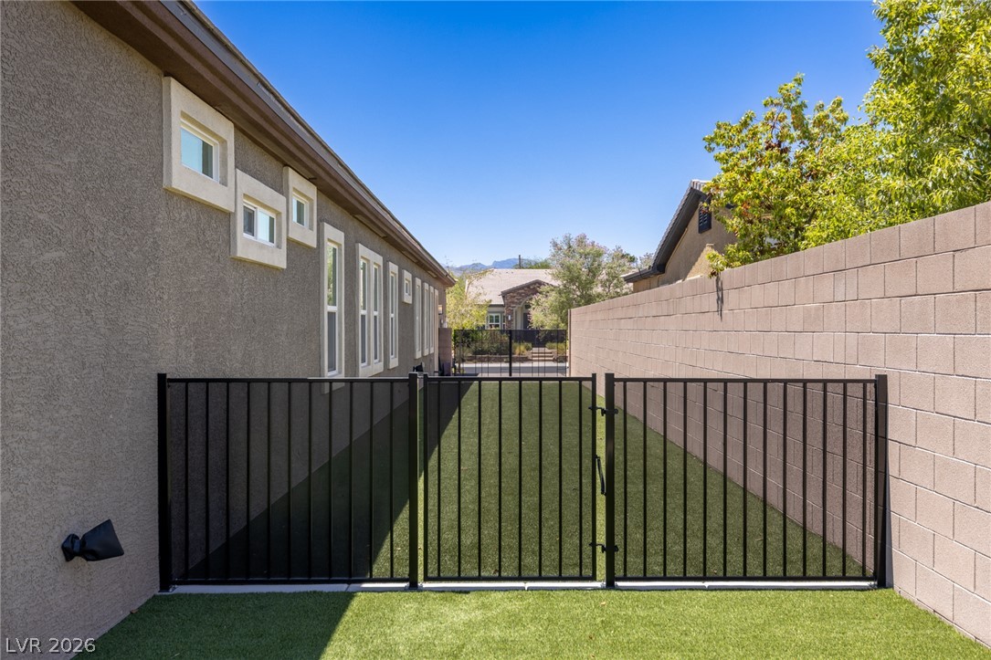 7036 Arabian Ridge Street Las Vegas NV 89131