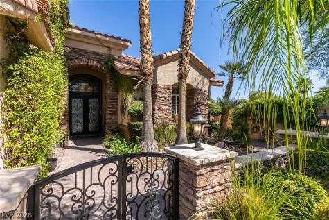 2016 Aspen Oak Street Las Vegas NV 89134