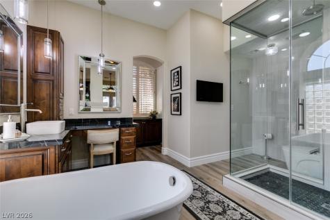 2016 Aspen Oak Street Las Vegas NV 89134