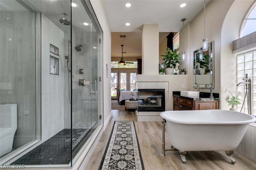 2016 Aspen Oak Street Las Vegas NV 89134