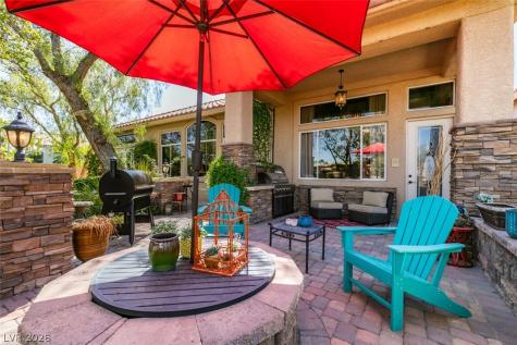 2016 Aspen Oak Street Las Vegas NV 89134