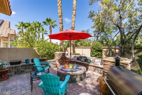 2016 Aspen Oak Street Las Vegas NV 89134