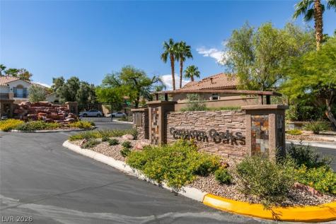 2016 Aspen Oak Street Las Vegas NV 89134