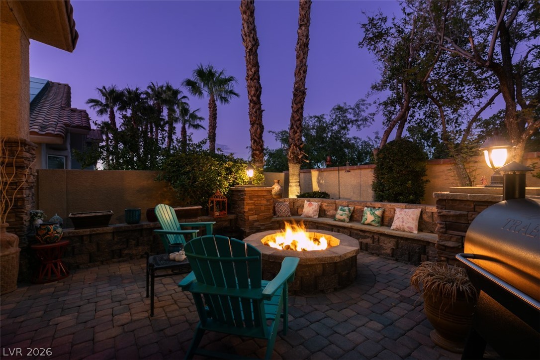 2016 Aspen Oak Street Las Vegas NV 89134