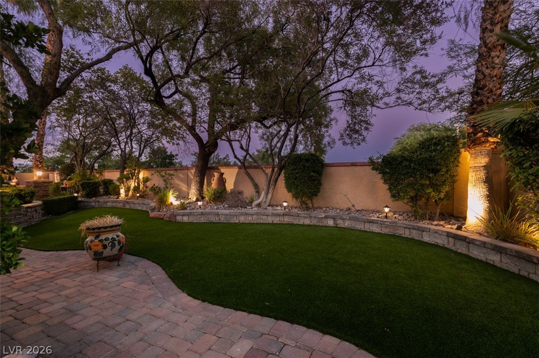 2016 Aspen Oak Street Las Vegas NV 89134