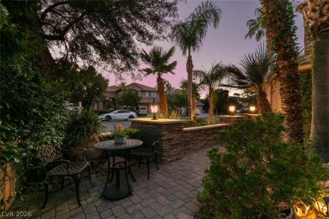 2016 Aspen Oak Street Las Vegas NV 89134