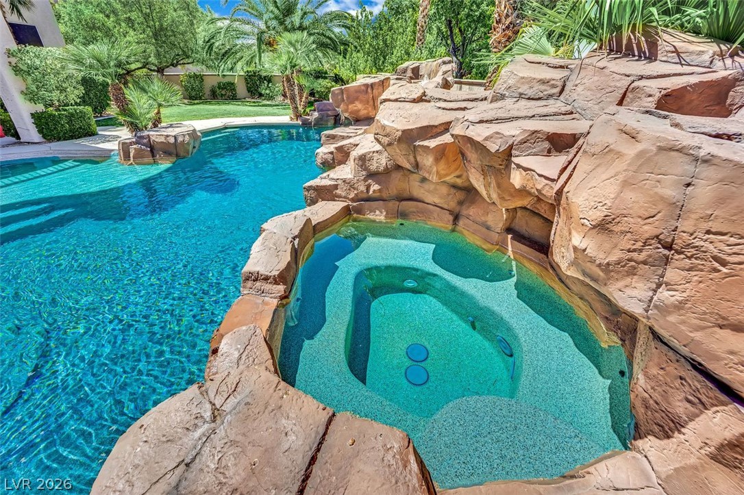 318 Doe Run Circle Henderson NV 89012