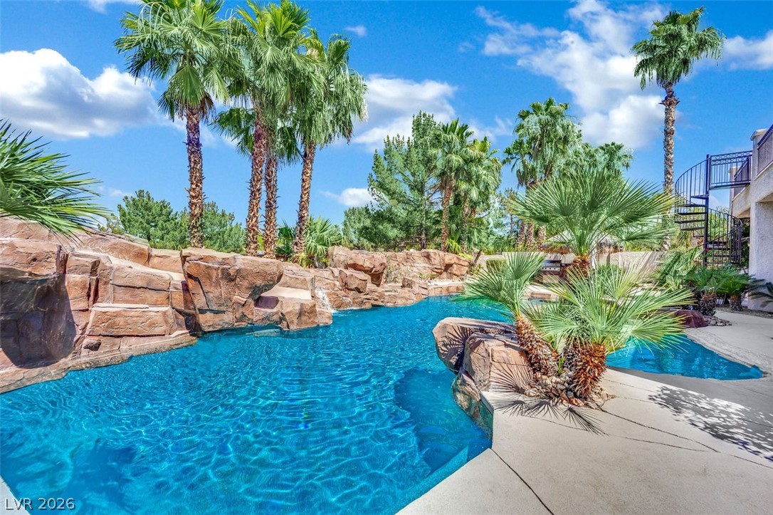 318 Doe Run Circle Henderson NV 89012