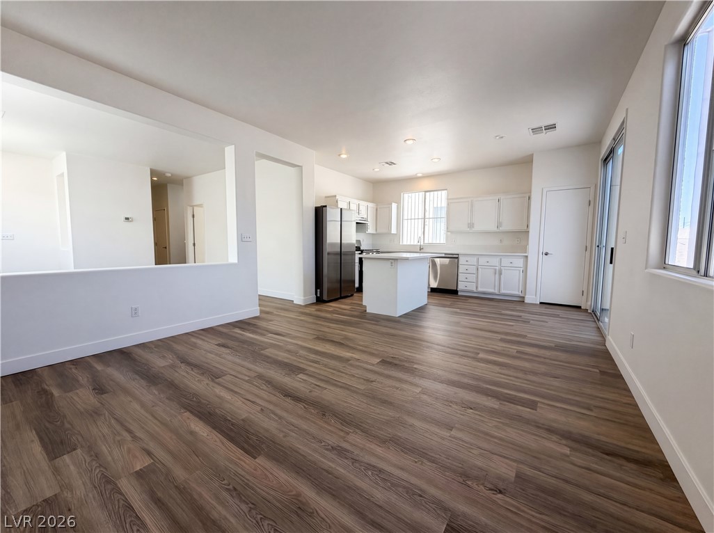 1432 Angel Falls Street Las Vegas NV 89142
