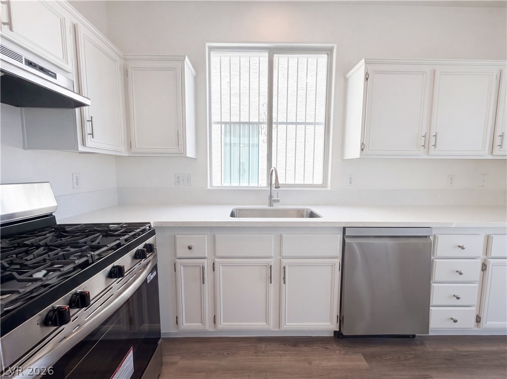 1432 Angel Falls Street Las Vegas NV 89142