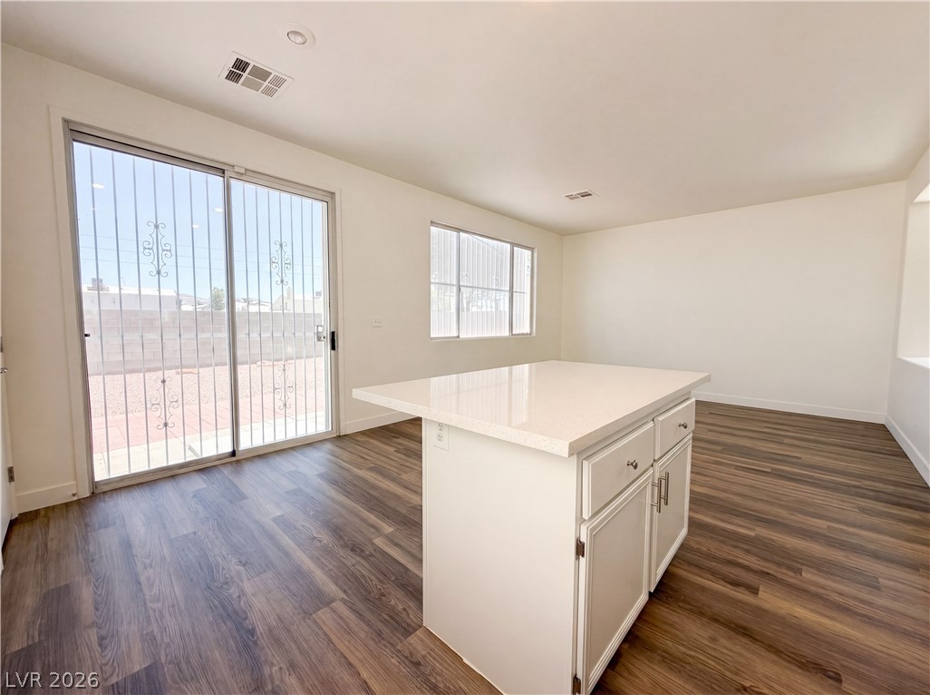 1432 Angel Falls Street Las Vegas NV 89142