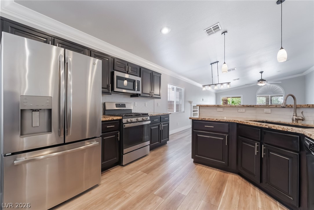 1071 Snow Roof Avenue Henderson NV 89052