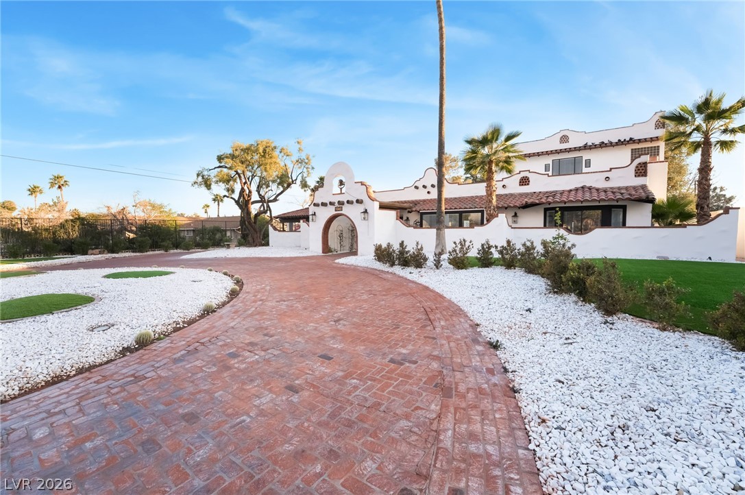 6465 Edna Avenue Las Vegas NV 89146