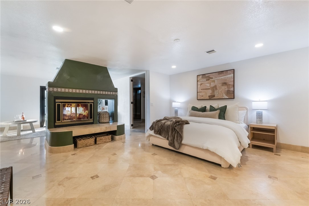6465 Edna Avenue Las Vegas NV 89146
