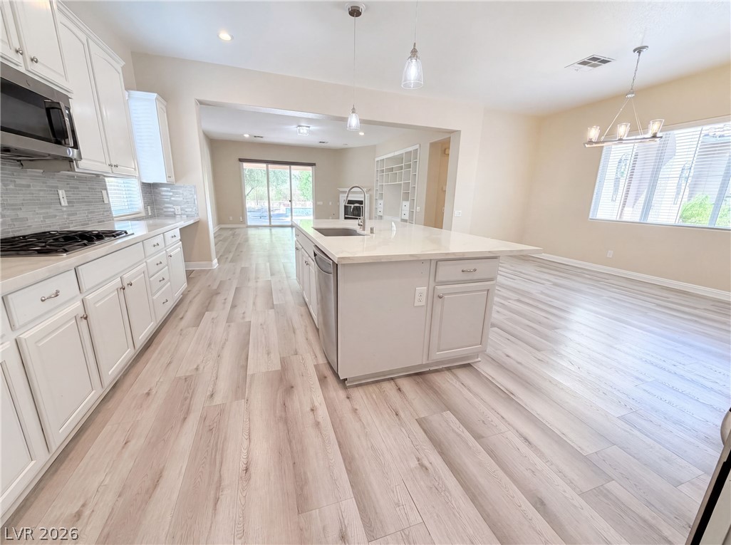 6892 April Wind Avenue Las Vegas NV 89131