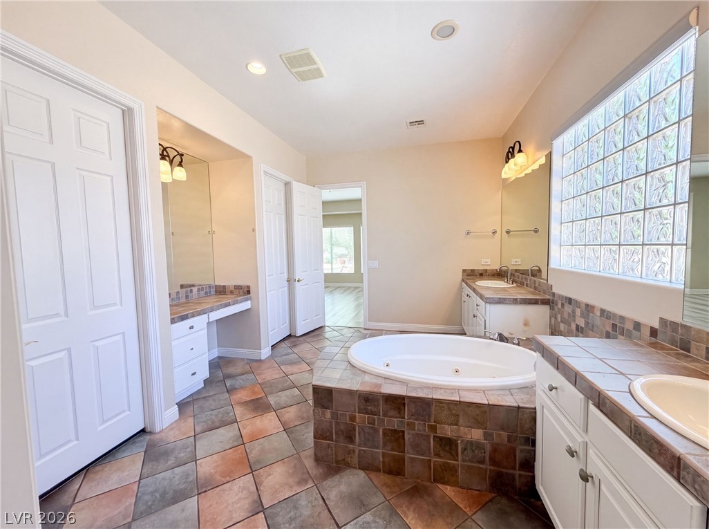 6892 April Wind Avenue Las Vegas NV 89131