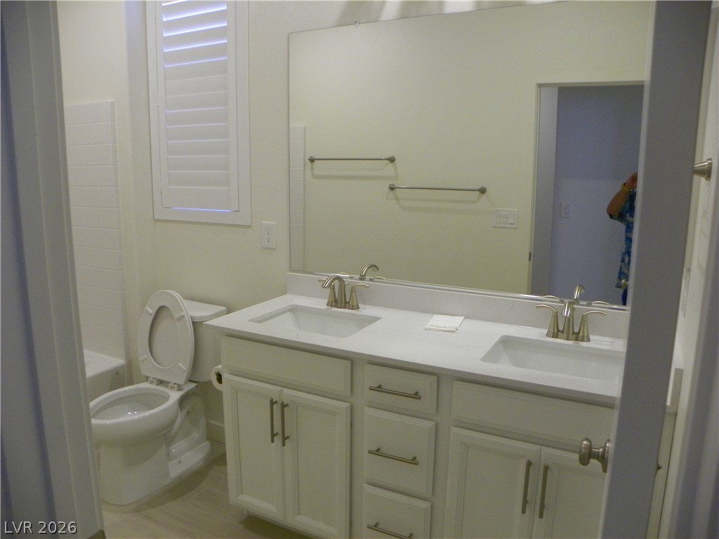 10117 Cliff Barrel Court Las Vegas NV 89141