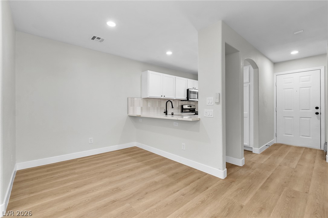 10387 Baby Bud Street Las Vegas NV 89183