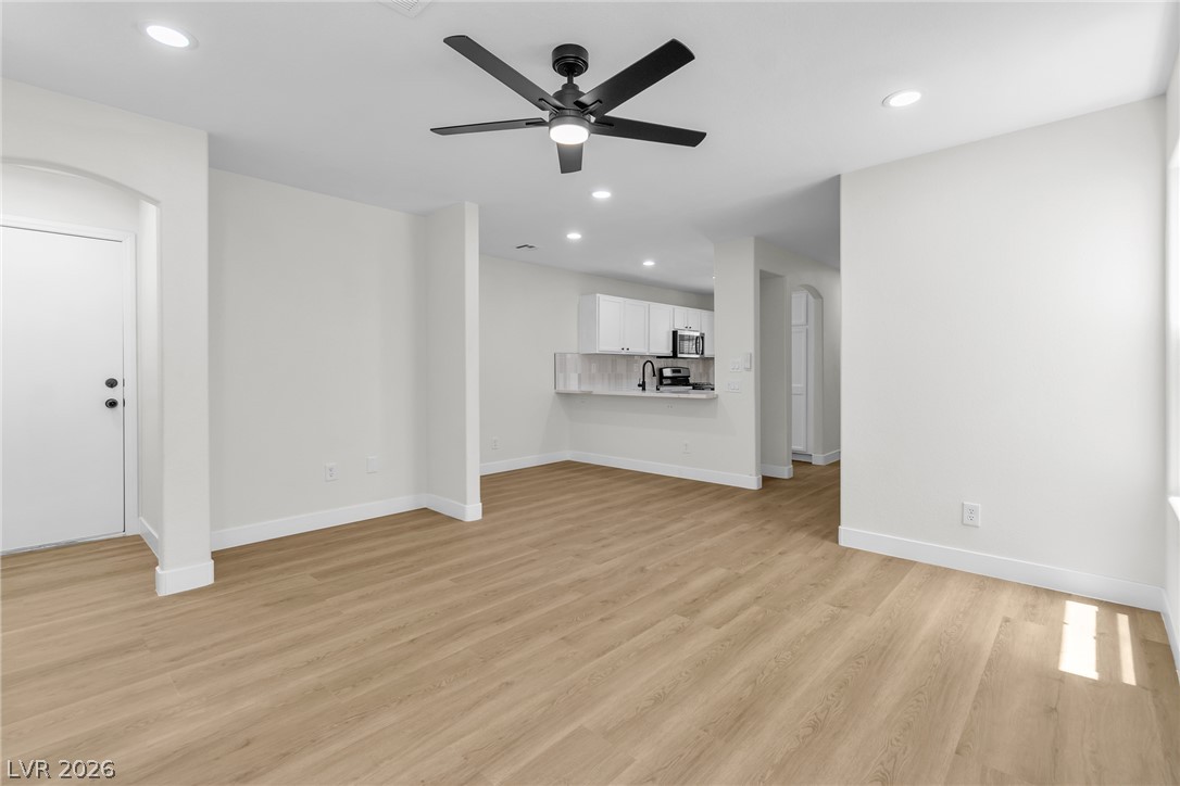 10387 Baby Bud Street Las Vegas NV 89183