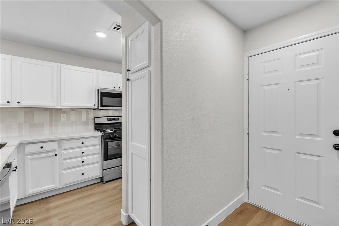10387 Baby Bud Street Las Vegas NV 89183