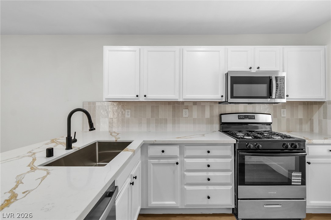 10387 Baby Bud Street Las Vegas NV 89183