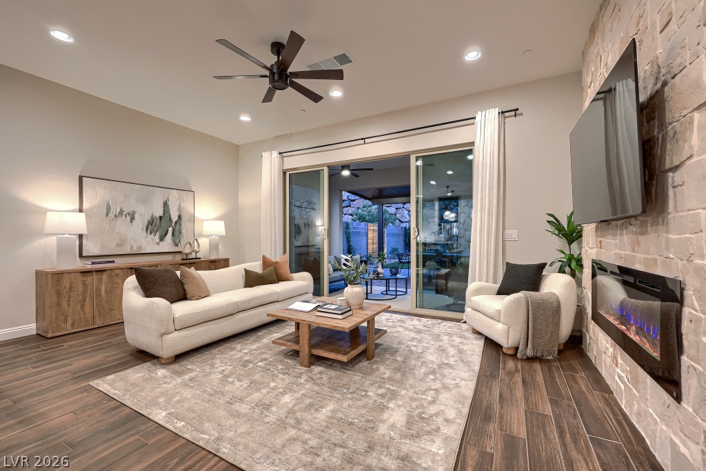 395 Nine Mile Creek Drive Las Vegas NV 89138