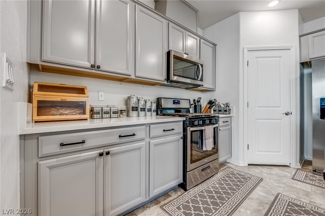 6329 Voss Street North Las Vegas NV 89081