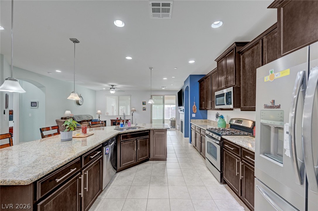 676 Suguaro Bluffs Street Henderson NV 89014