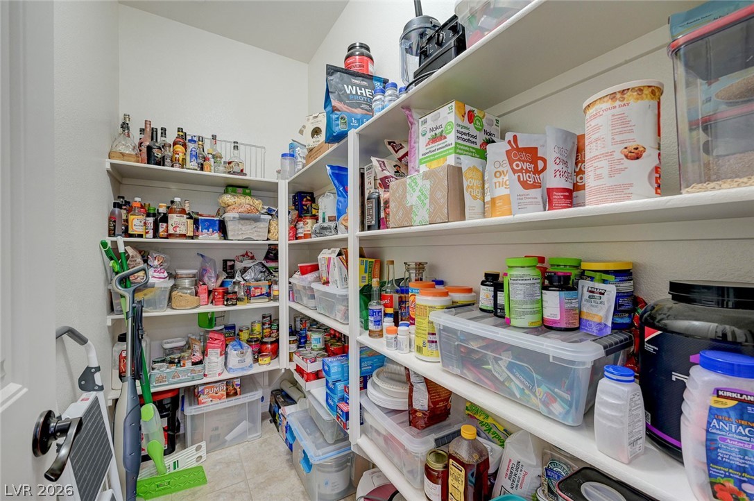 676 Suguaro Bluffs Street Henderson NV 89014