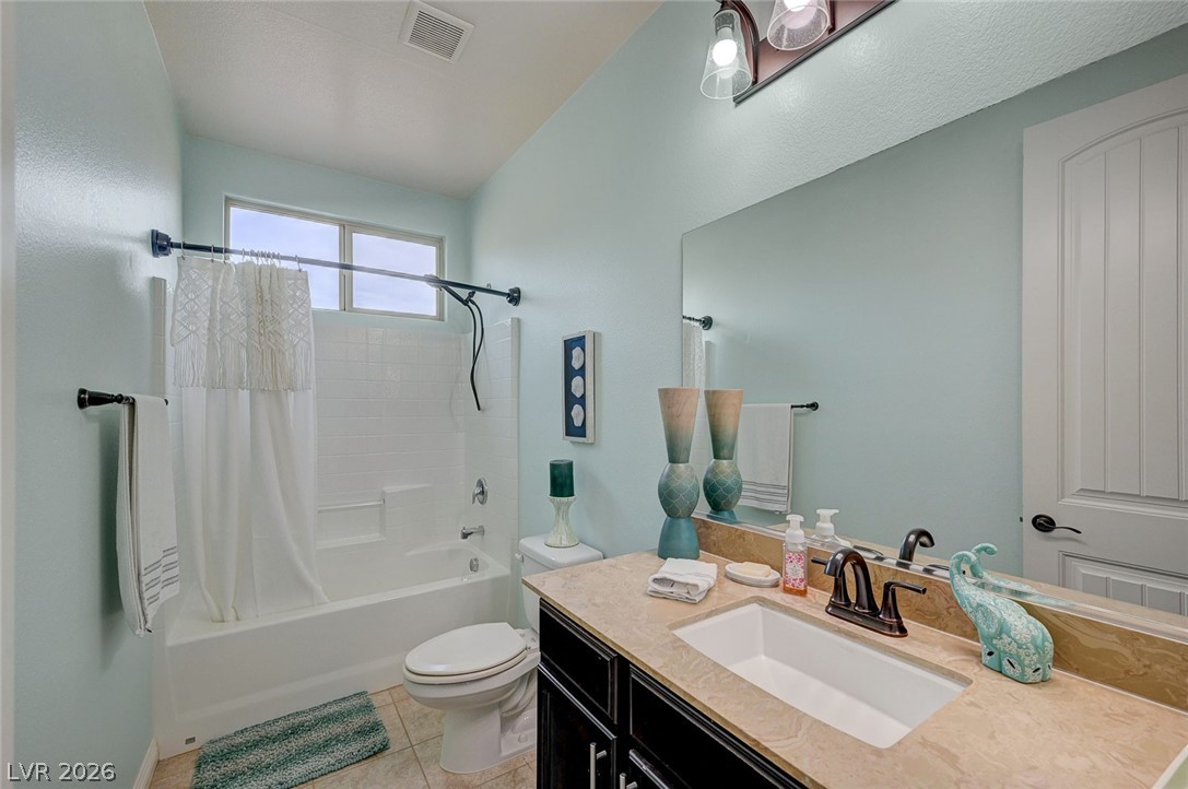 676 Suguaro Bluffs Street Henderson NV 89014