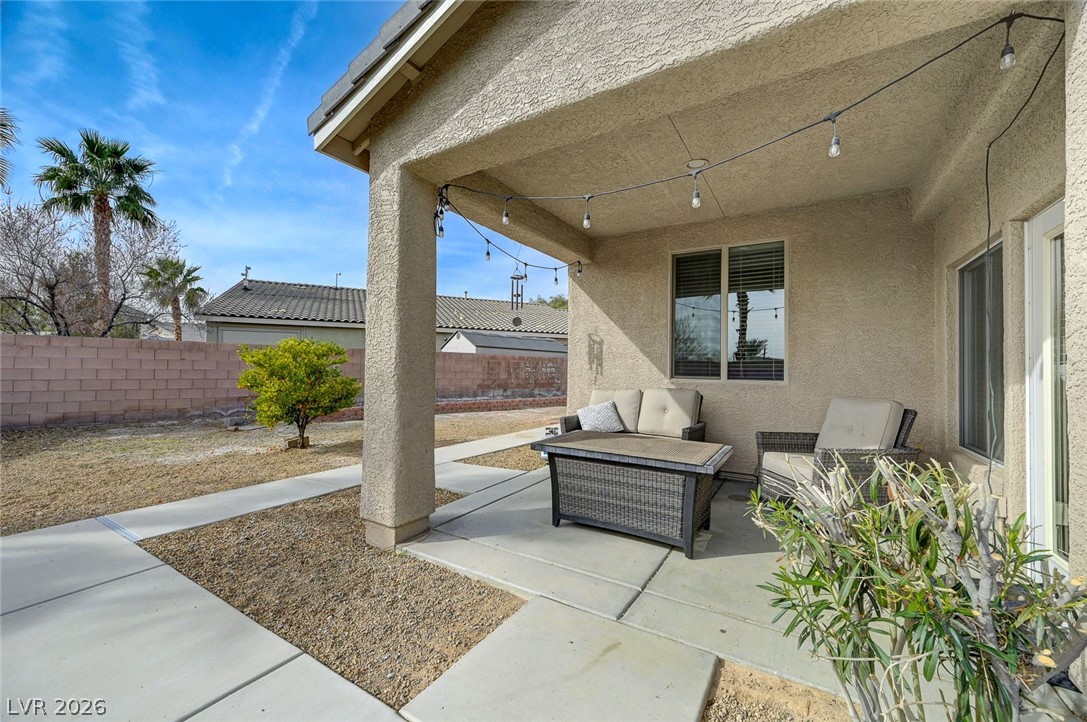 676 Suguaro Bluffs Street Henderson NV 89014
